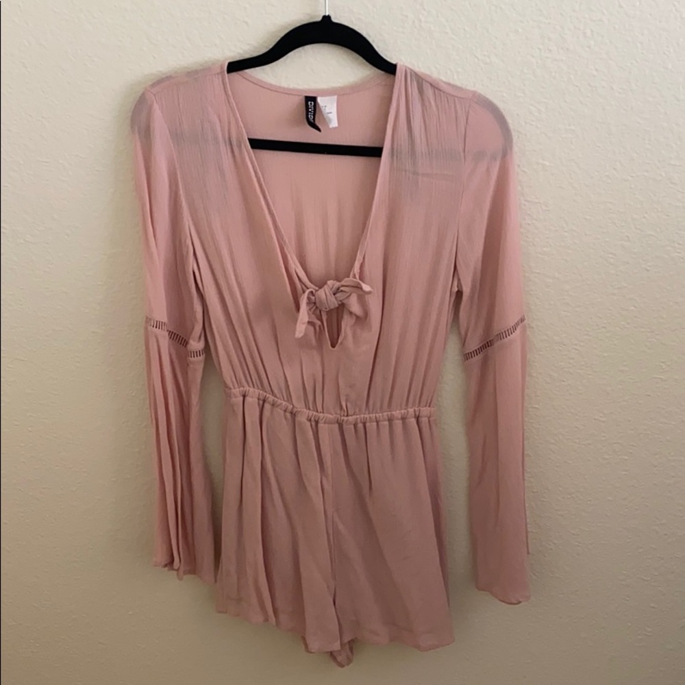 H&M Pink Long Sleeved Knot Romper - Size 4